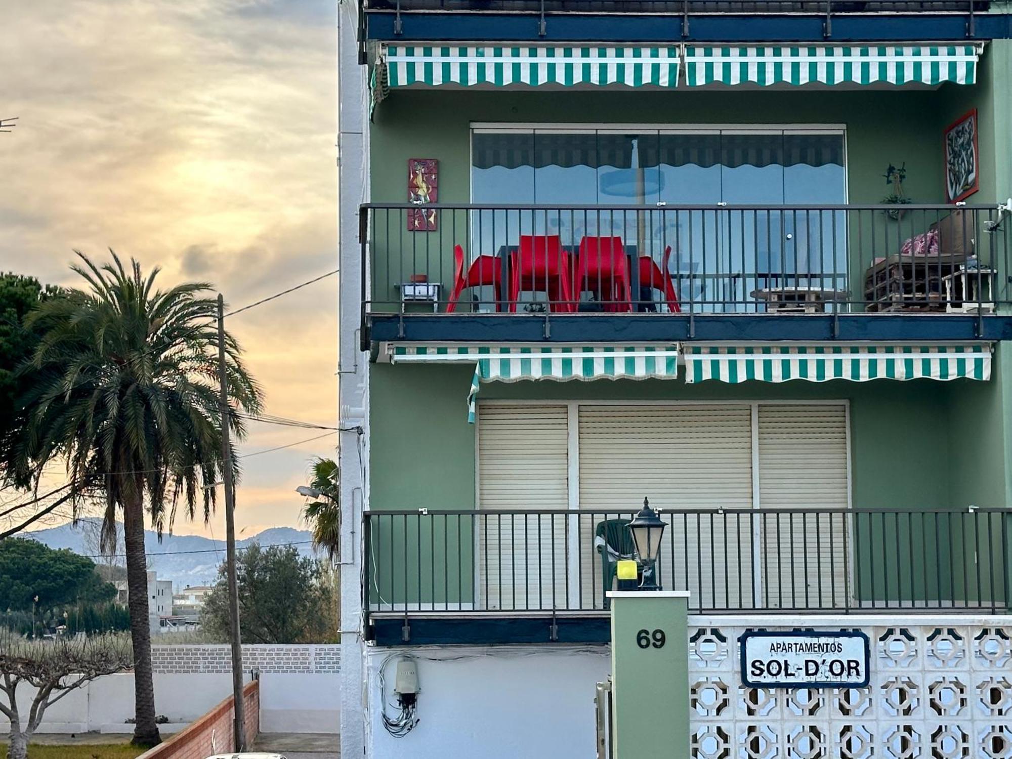Apartamento Frente Al Mar Benicàssim Екстериор снимка